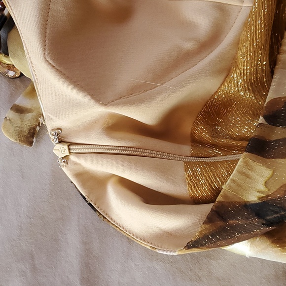 Cache Silk halter top - Picture 6 of 10